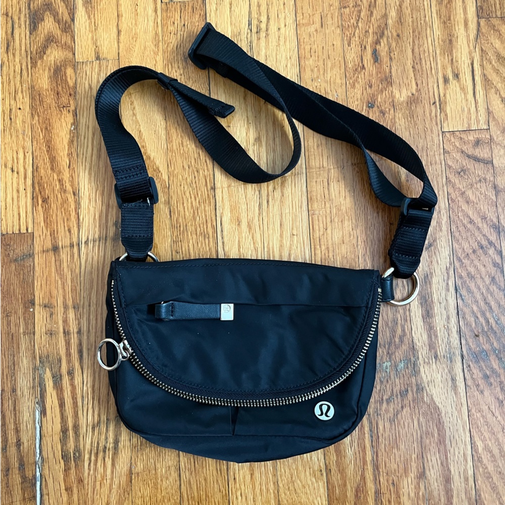 Lululemon All Night Festival Bag *Micro